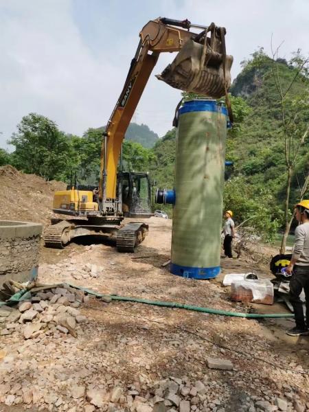 儋州雅安芦山一体化提升泵施工现场